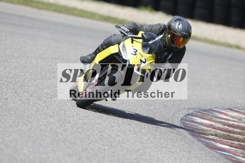 Archiv-2025/09 22.04.2025 Cornu Master School ADR/gruen-vert/32